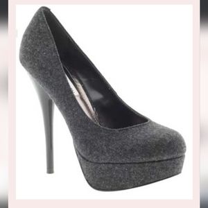 Steve Madden Caryssa Platform Pump- Grey Flannel